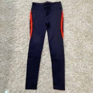 GAPFit Women’s Contrast Trim Active Leggings